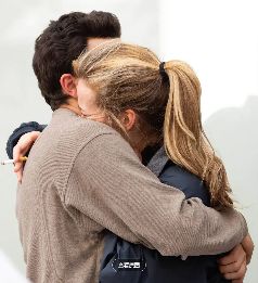 《爱情故事：小约翰·肯尼迪与卡罗琳·贝塞特》2026美剧高清在线观看免费完整版-《爱情故事小约翰肯尼迪与卡罗琳贝塞特》高清中字未删减版